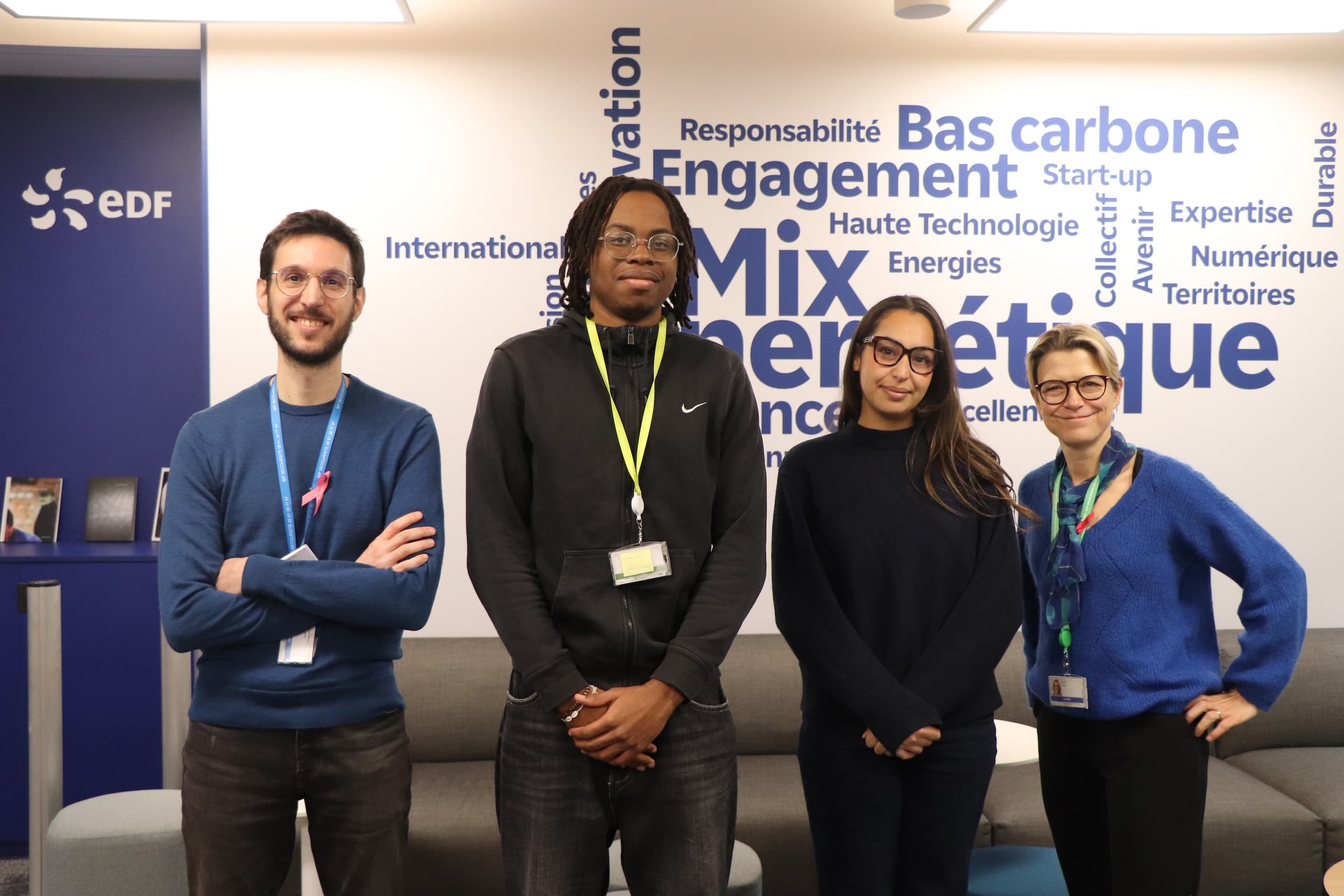 Chahinase et Ingrid, Louis-Karim et Damien — binômes étudiants et mentors EDF × Propulseo.